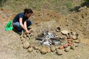 esperimento cottura ceramica preistorica fosse di combustione